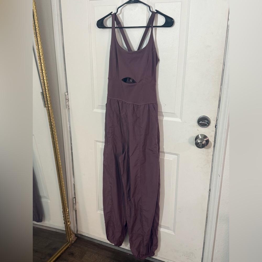 Free people Movement Women's Righteous Onesie size medium - Picture 11 of 14